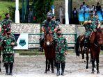 jenderal-tni-dudung-abdurachman-naik-kuda.jpg