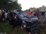ka-tabrak-mobil1.jpg