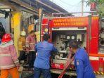 kebakaran-melanda-5-rumah-di-Desa-Mertapada-Kulon-cirebon-2.jpg