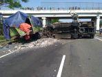 kecelakaan-beruntun-terjadi-di-km-150300-tol-cikopo-palimanan109.jpg