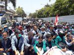 mahasiswa-sumedang-demo.jpg