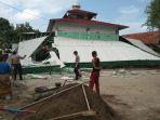 masjid-ambruk-3.jpg