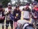 nakes-yang-berhasil-di-evakuasi-dari-distrik-kiwirokk.jpg