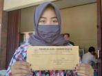 nurhalimah-19-warga-desa-babadan-kecamatan-sindang-kabupaten-indramayu-1.jpg