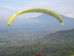 objek-wisata-paralayang-gunung-panten-majalengkaa.jpg