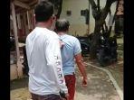 oknum-guru-SMP-digiring-warga-Indramayu.jpg