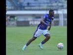 pemain-persib-levy-madinda-15082023.jpg