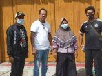 pengakuan-tarmiati-bandar-arisan-yang-tilap-uang-emak-emak-rp-1-miliar-untuk-bangun-rumah-mewah.jpg