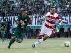 perseb-vs-madu.jpg