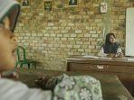 Cerita Siti Komariah Guru di Perbatasan Terus Mengajar Meski 2 Tahun Tak Digaji, Sehari Rp 20 Ribu