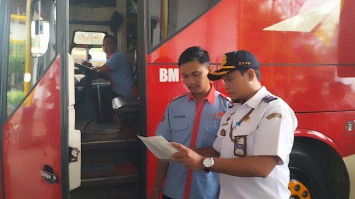 Kepala Terminal Jatijajar Depok Pastikan Tarif Bus pada Arus Mudik Nataru 2024/2025 Masih Normal