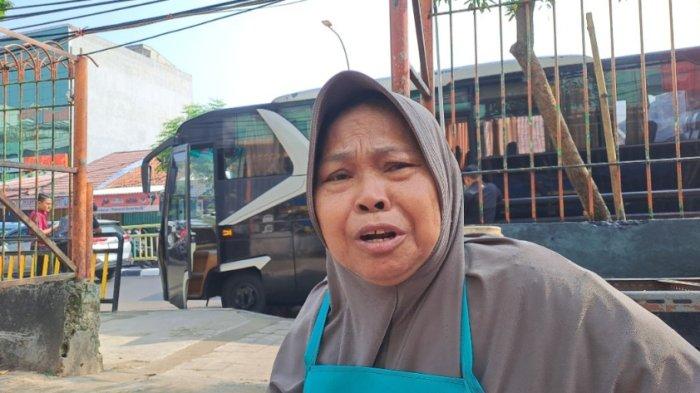 Lahir dari Keluarga Miskin, Salinem Sekolahkan Anak Sampai Jadi Bidan dan TNI Berkat Jualan Ayam