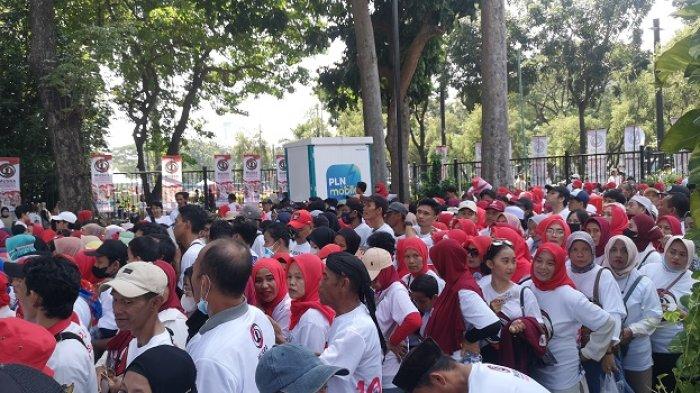 Jelang Puncak Musyawarah Rakyat Relawan Jokowi, Ribuan Relawan Padati Istora Senayan