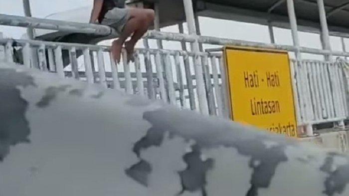 Gerak Cepat Ipda Bambang Sutoyo dan Aipda Gilbert C David Cegah Aksi Bunuh Diri Seorang Remaja