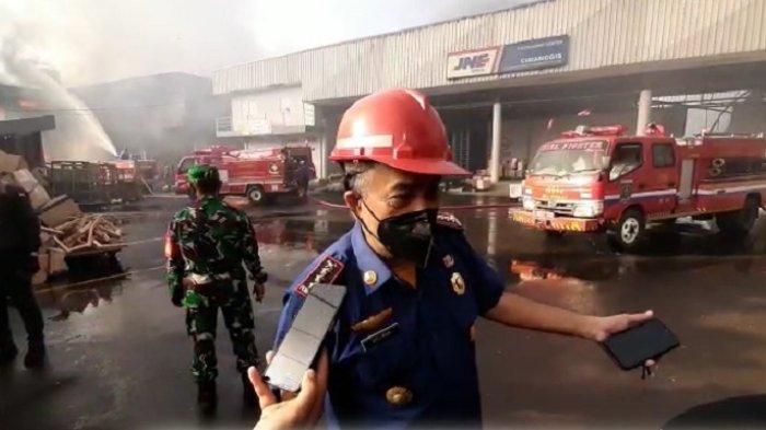 Ungkap Detik-detik Gudang JNE Express Cimanggis Terbakar, Warga Dengar Suara Ledakan Menggelegar