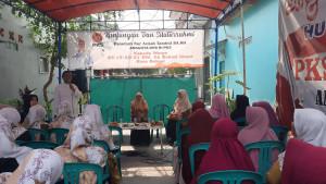 Anggota-DPR-Nur-Azizah-Tamhid-Kundapil-di-Villa-Indah-Permai-Bekasi.jpg