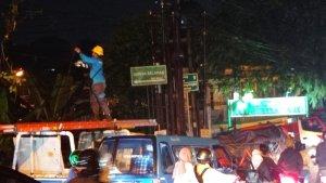 Angin-puting-beliung-melanda-Kecamatan-Ciampea-Kabupaten-Bogor-pada-Minggu.jpg