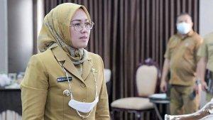 Anne-Ratna-Mustika-001.jpg
