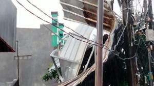 Atap-rumah-warga-di-Kabupaten-Bekasi-rusak.jpg