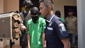 Begal-sadis-desa-burangkeng-kabupaten-bekasi-ditangkap.jpg