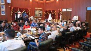 Bupati-Bogor-Rudy-Susmanto-memimpin-Rapat-Koordinasi-Rakor-Prioritas-Pembangunan.jpg