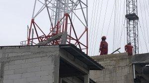 Coran-tower-provider-ambruk-di-Jalan-Mista-Raya.jpg