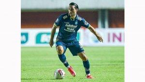 Ezra-Walian-2.jpg