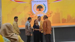 Golkar-bocorkan-ada-partai-biru-bakal-gabung-ke-koalisi-Indonesia-Maju.jpg