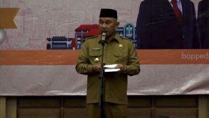 Idris-Dukung-Imam.jpg