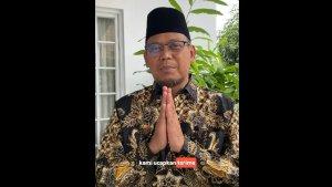 Imam-Budi-Hartono-ucapkan-selamat-he-SS.jpg