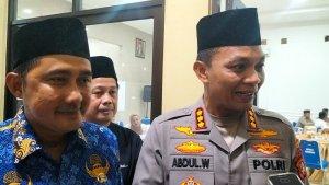 Kapolres-Metro-Depok-Kombes-Pol-Abdul-Waras-dan-Wawalkot-Depok-Chandra.jpg