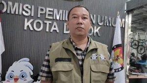 Ketua-KPU-Depok-Willi-Sumarlin-mengungkapkan-sayembara-jingle-dan-maskot-Pilkada-Depok.jpg