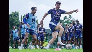 Latihan-Persib-Bandung-33.jpg