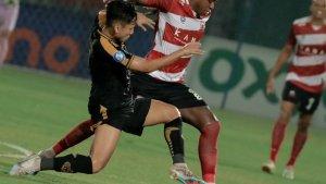 Madura-UNited-menaklukkan-Persija-Jakarta-2-0.jpg