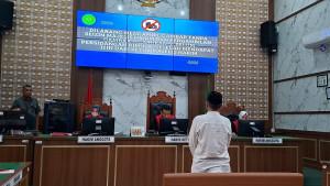 Majelis-hakim-PN-Depok-memvonis-terdakwa-Rudy-Kurniawan-10-tahun-penjara-1.jpg
