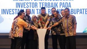 Malam-Anugerah-Investor-Terbaik.jpg