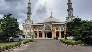 Masjid-Darurahman-di-Jalan-Raya-Pasir-Putih-Sawangan-Kota-Depok.jpg