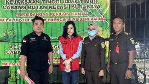 Meirizka-Widjaja-MW-ibu-dari-terdakwa-kasus-suap-vonis-bebas-Ronald-Tanur.jpg