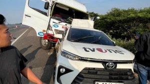 Mobil-TV-One-bernomor-polisi-B-1048-DKG-terlibat-kecelakaan-1.jpg