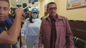 Nikita-Mirzani-Bersama-Pengacara.jpg