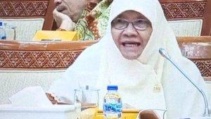 Nur-Azizah-Soal-Haji.jpg