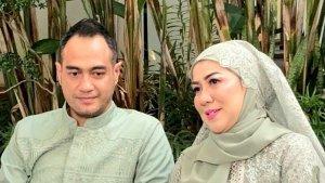 Pasangan-selebritas-Venna-Melinda-dan-Ferry-Irawan-menggelar-pesta-pernikahan-di-Bali.jpg