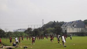 Persija-Jakarta-menggelar-latihan-di-Bojongsari-Depok-pada-Rabu-15102025.jpg