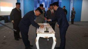 Pj-Bupati-Bogor-Asmawa-Tosepu-melantik-Tedi-Kurniawan-sebagai-Dirut-Tirta-Kahuripan.jpg