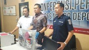 Polisi-mengamankan-berbagai-barang-bukti-kasus-pencurian-listrik-di-cimanggis.jpg
