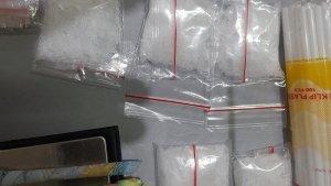 Polsek-Bojonggede-mengamankan-barang-bukti-narkotika-jenis-sabu.jpg