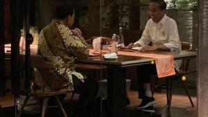 Presiden-Joko-Widodo-saat-makan-malam-bersama-Menhan-Prabowo-di-Rumah-Makan-Seribu-Rasa.jpg