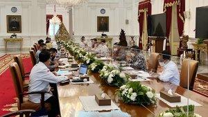 Ratas-Jokowi-dan-PSSI.jpg