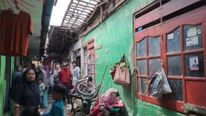 Rumah-kontrakan-di-semanan-kalideres-jakarta-barat-ambruk.jpg