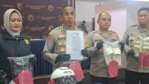 Satreskrim-Polres-Metro-Jaktim-tangkap-pembuang-bayi-di-Cakung.jpg